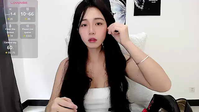 Wfrost0707 online show from October 24, 6:42 am