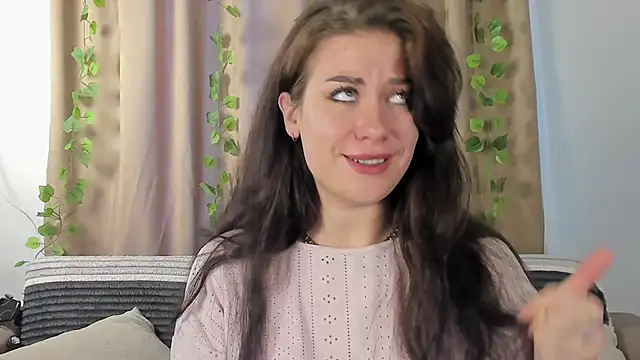 MiaKhallirae online show from October 6, 6:08 am