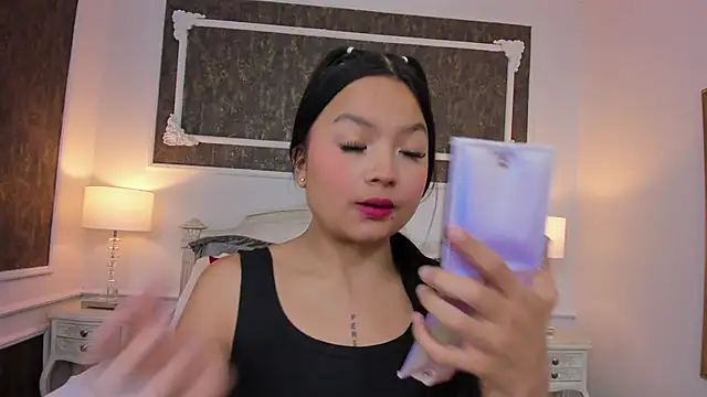 SharonBonet online show from October 6, 11:16 am