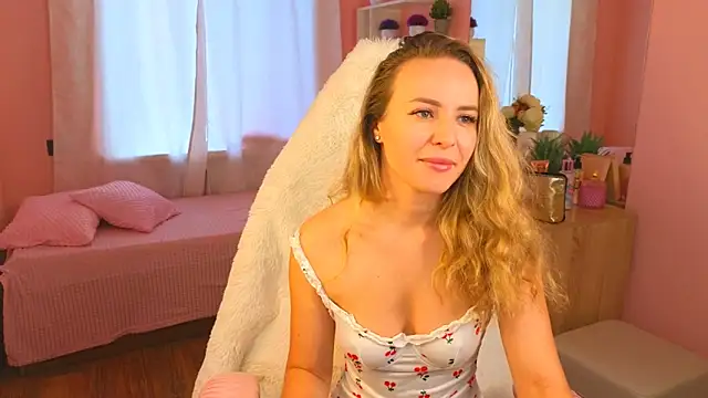 Hloya Mei online show from September 28, 2:07 am