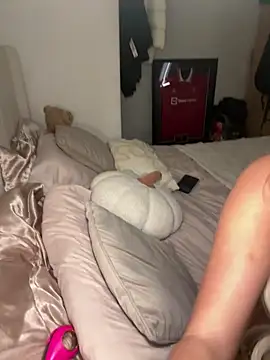 BlondeBetty online show from March 6, 7:53 pm