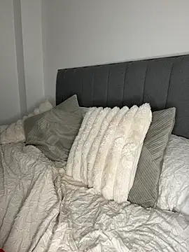 SexySaraxxoo online show from March 10, 7:40 pm