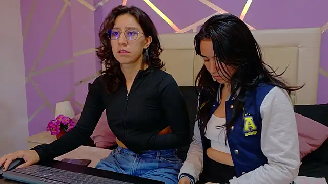 jupiterysaturno online show from November 29, 1:09 am