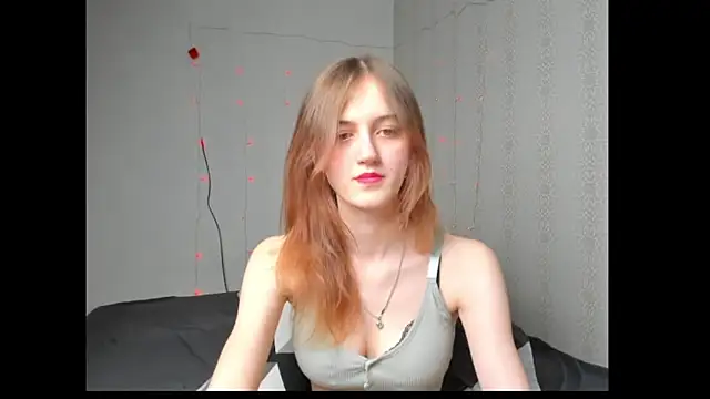 dreamy pollyyy online show from March 11, 12:42 pm