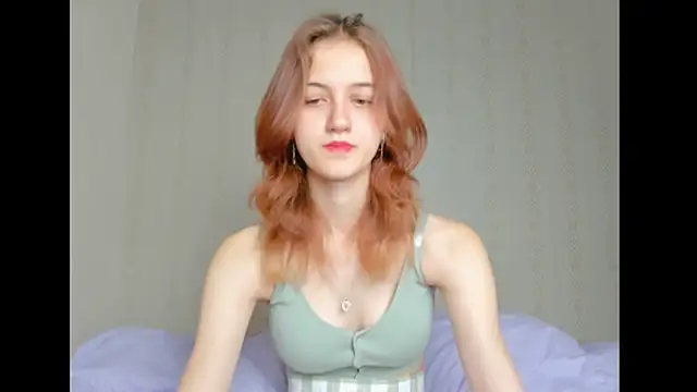 Snapshot of dreamy_pollyyy chatting on October 1, 3:33 am dreamy pollyyy online show from October 1, 3:33 am