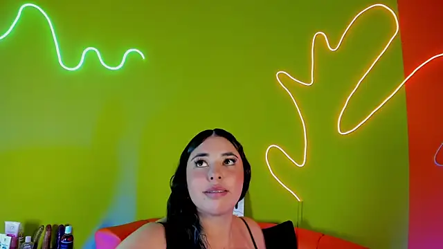 Bagiolett online show from October 21, 7:18 pm