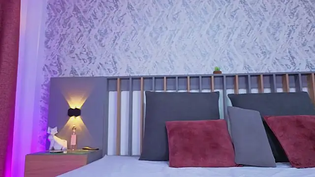 Miranda Blair online show from October 29, 11:40 pm