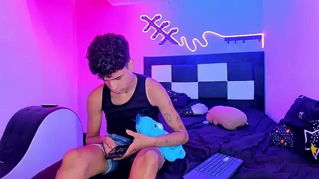 Lucky boys  X online show from December 4, 8:42 pm