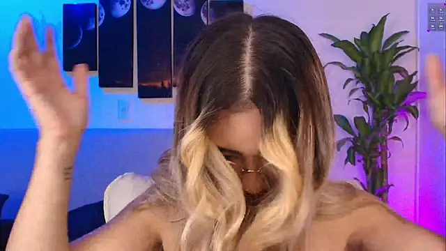 MaryMoon  online show from November 30, 1:54 am