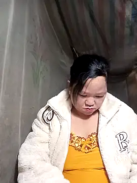 riso-00 online show from December 15, 3:45 am