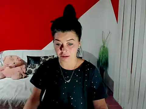 Soffy Skye online show from September 26, 4:32 am