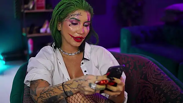 YuliaDesirevska online show from October 31, 10:25 pm