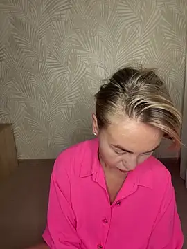 MartaLuna  online show from September 29, 12:32 pm