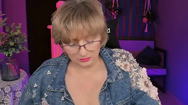 Sugar Vii online show from September 21, 1:32 pm