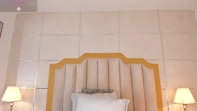 DakotaWangi online show from December 5, 4:12 am