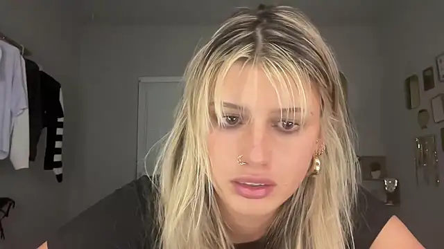 AnnGrayson online show from October 13, 1:19 am