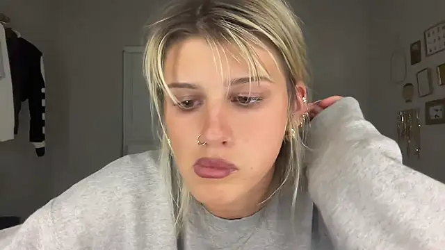 AnnGrayson online show from October 1, 12:37 am