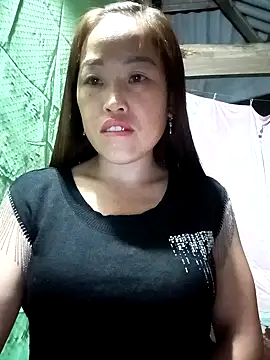 Snapshot of Vuong_x chatting on October 23, 1:17 pm Vuong x online show from October 23, 1:17 pm