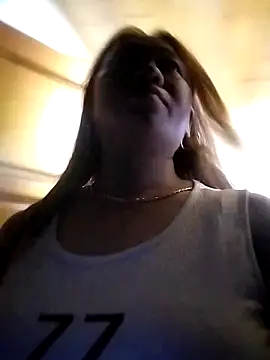 Dung x online show from March 1, 10:20 pm