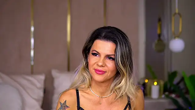 CamilaStarr online show from October 20, 8:34 pm