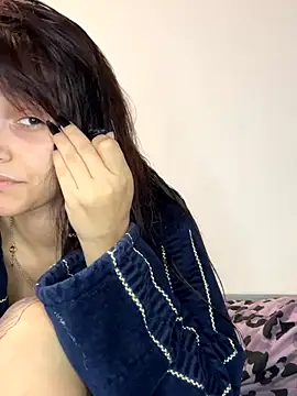 EllaBlowy online show from October 3, 9:36 am