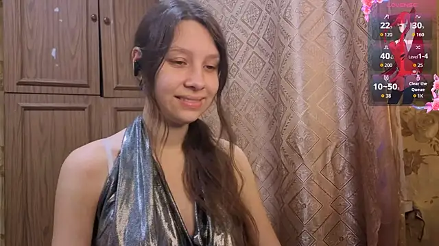 QutieDaSweet online show from December 3, 9:55 am