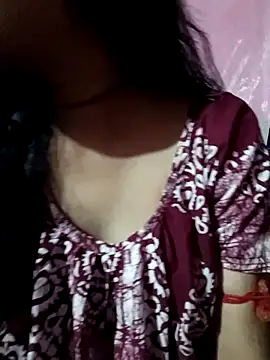 soni2005 online show from February 26, 12:48 pm