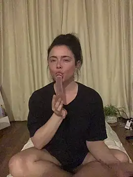 Mia Winters online show from March 1, 7:13 pm