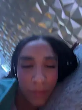 Isabella-Teen online show from February 27, 7:30 am