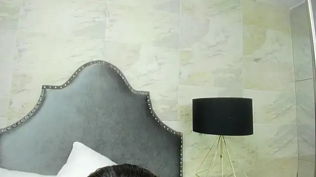 isabel 09 online show from July 18, 7:49 pm