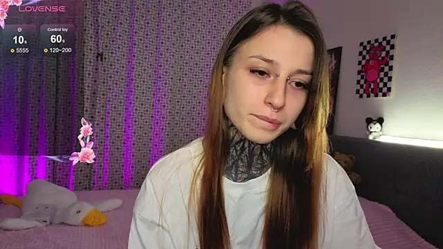 LilithPoison online show from October 18, 6:53 pm