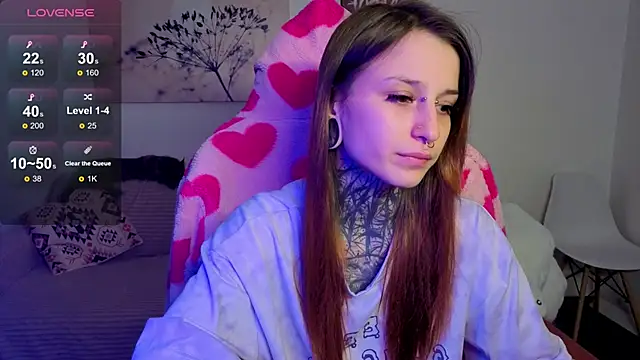 LilithPoison online show from October 1, 6:02 pm