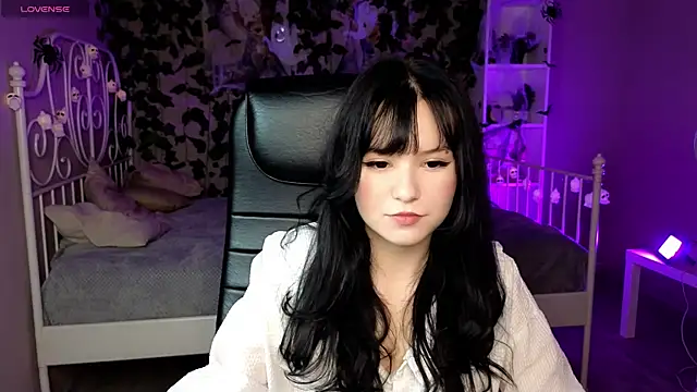 Snapshot of Aurora_Gilbert chatting on October 25, 10:45 am Aurora Gilbert online show from October 25, 10:45 am