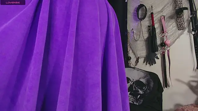 agathaaiko6 online show from October 26, 1:45 am