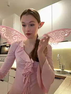 FriendlyFire 18 online show from October 29, 7:38 pm