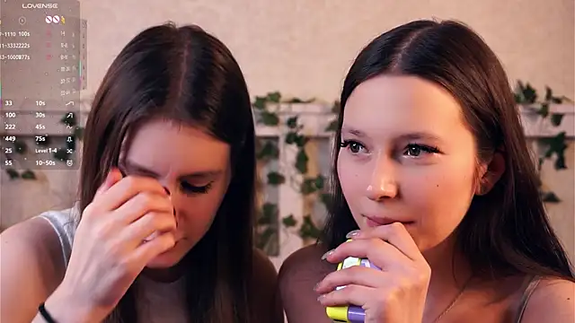 GabrielleLynchard online show from January 17, 9:00 pm