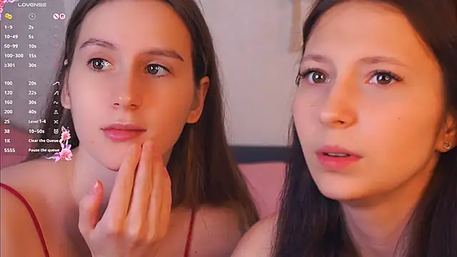 GabrielleLynchard online show from November 17, 7:58 pm