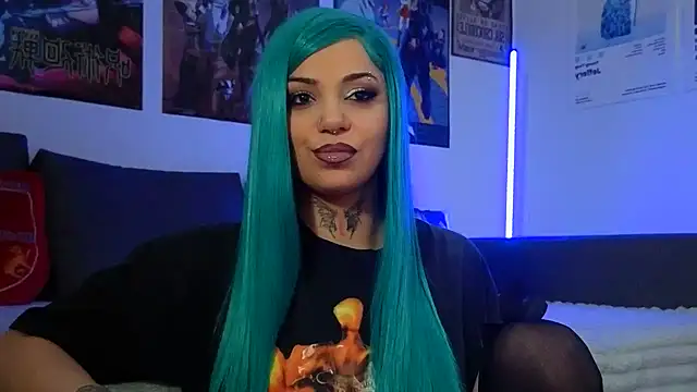 KiraQuinn1 online show from January 16, 5:53 pm