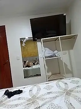 LaraStons online show from November 16, 8:53 pm