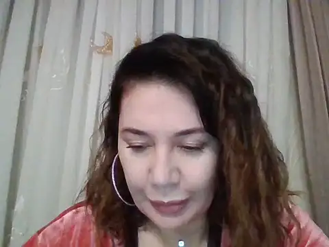 Lomivah online show from November 3, 2:10 pm