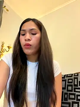 ZoeyJohnson online show from November 25, 6:15 am