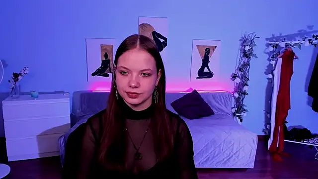 BetsyKiss online show from April 8, 5:26 pm