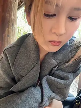 yuki june online show from March 12, 9:01 am