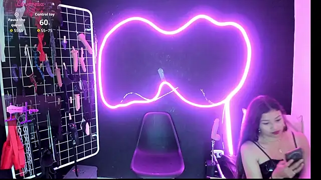 Mistress Megan BDSM online show from January 6, 7:17 pm