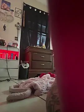 tattoobarbiexox online show from December 17, 5:17 pm