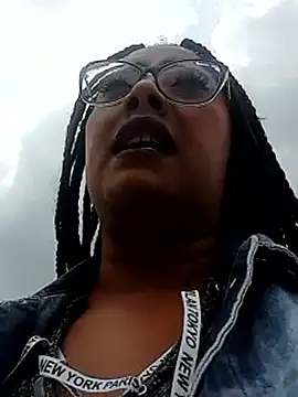 Ebony-Goddess19 online show from October 20, 3:37 pm