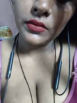 Jasmine Januja online show from July 9, 4:48 am