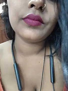 Jasmine Januja online show from July 22, 2:23 am
