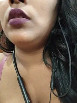 Jasmine Januja online show from July 20, 11:56 am