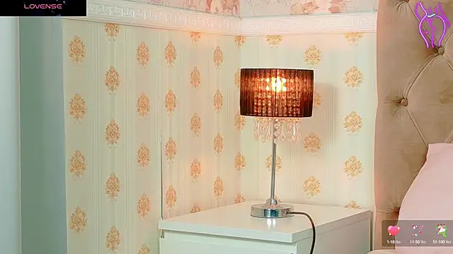 CoraVex online show from October 6, 4:07 am